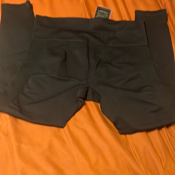 Tommy Copper Black Compression Bundle - Picture 8 of 11